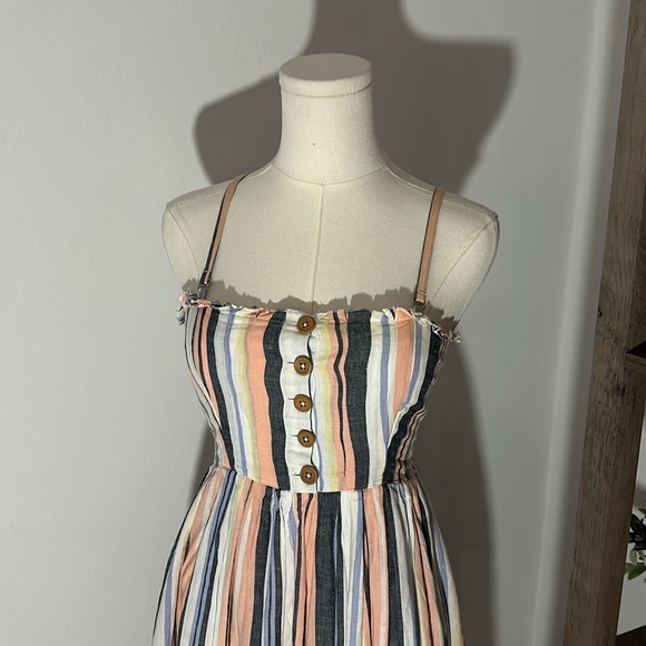 Lilah Dress - Picture 7 of 12